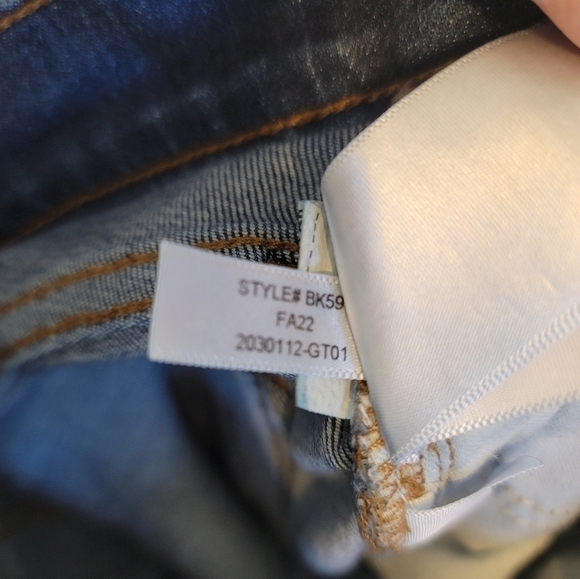 J.CREW 10" HIGH RISE SKINNY BUTTON FRONT JEANS, SZ 26T - Picture 7 of 7